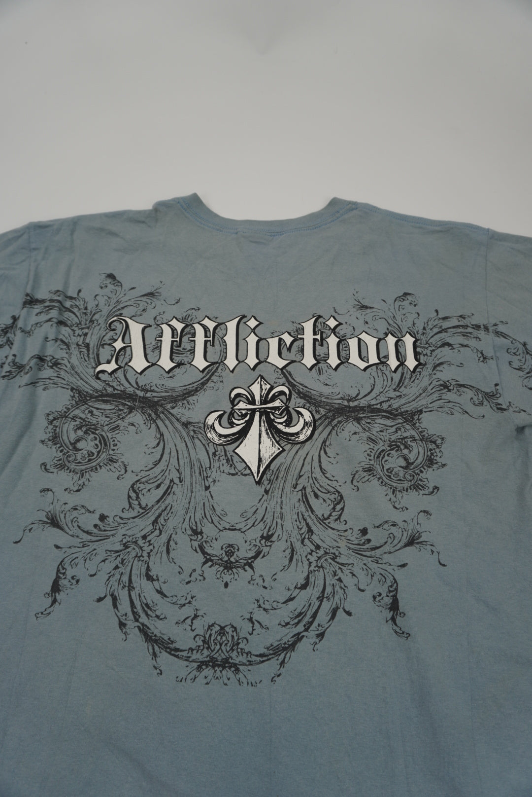 Affliction graphic Tee