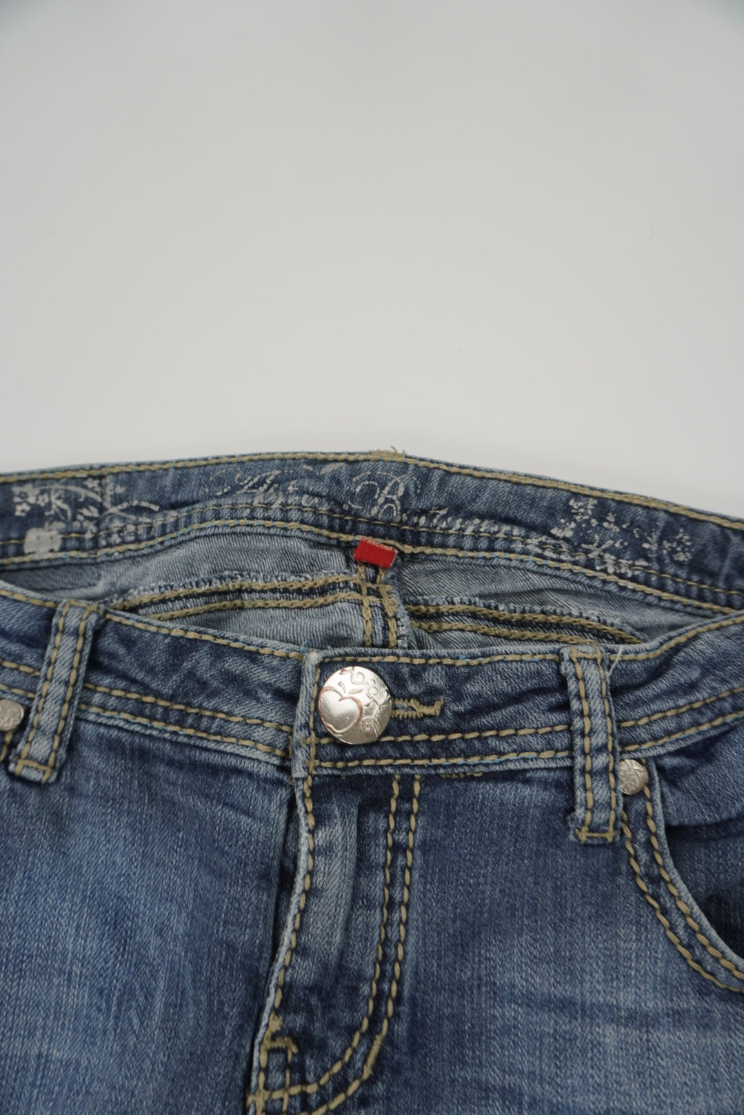 apple bottom straight pants