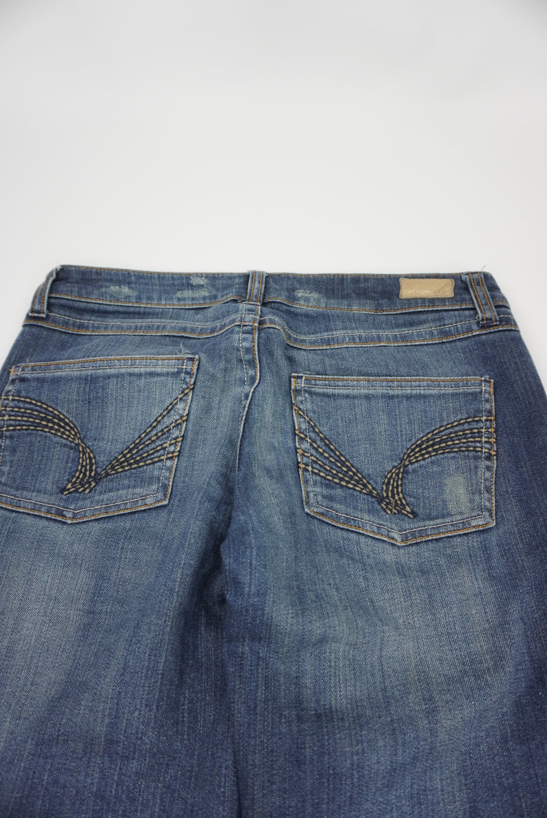 refuge. flared Pants