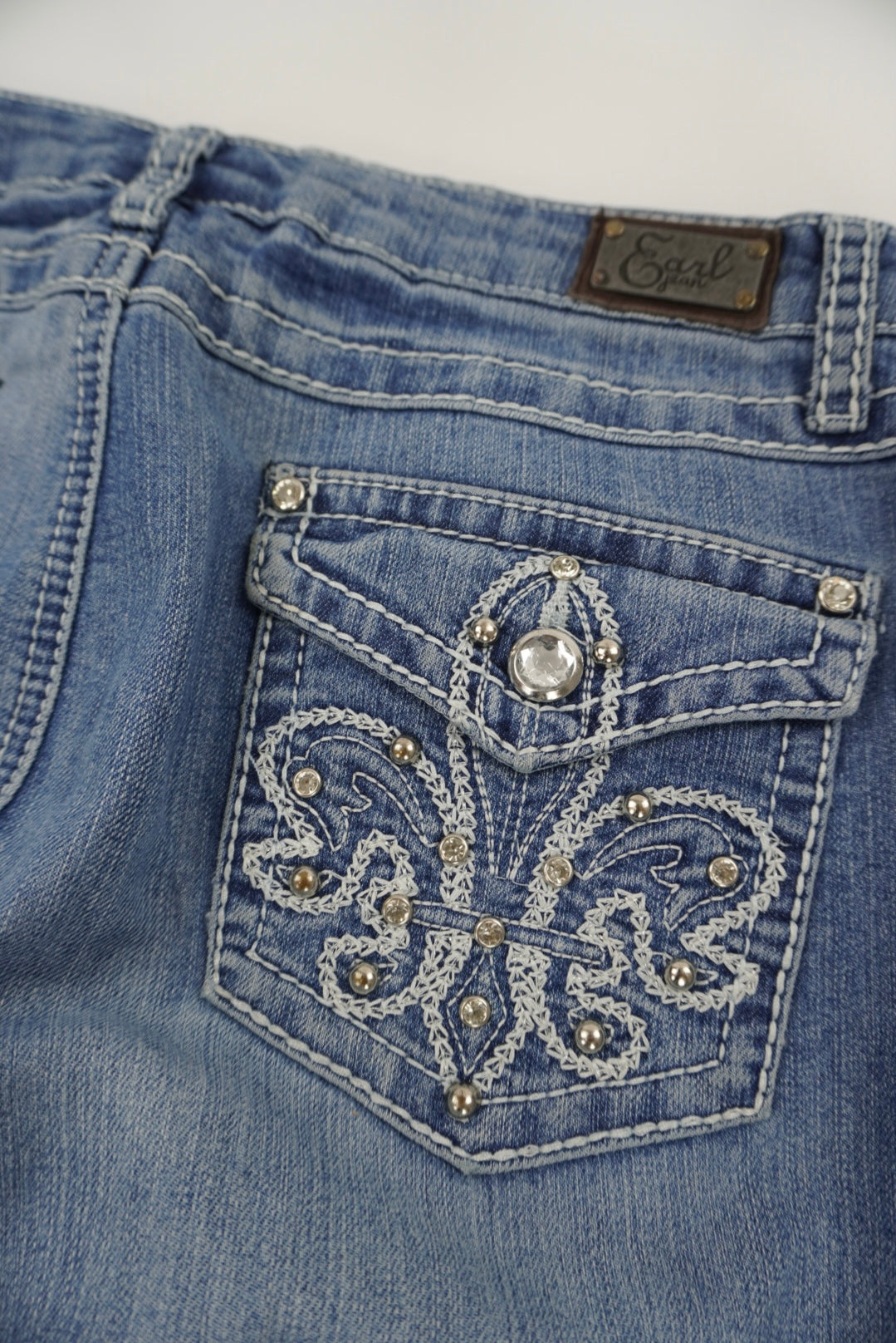 earl jean flared pants