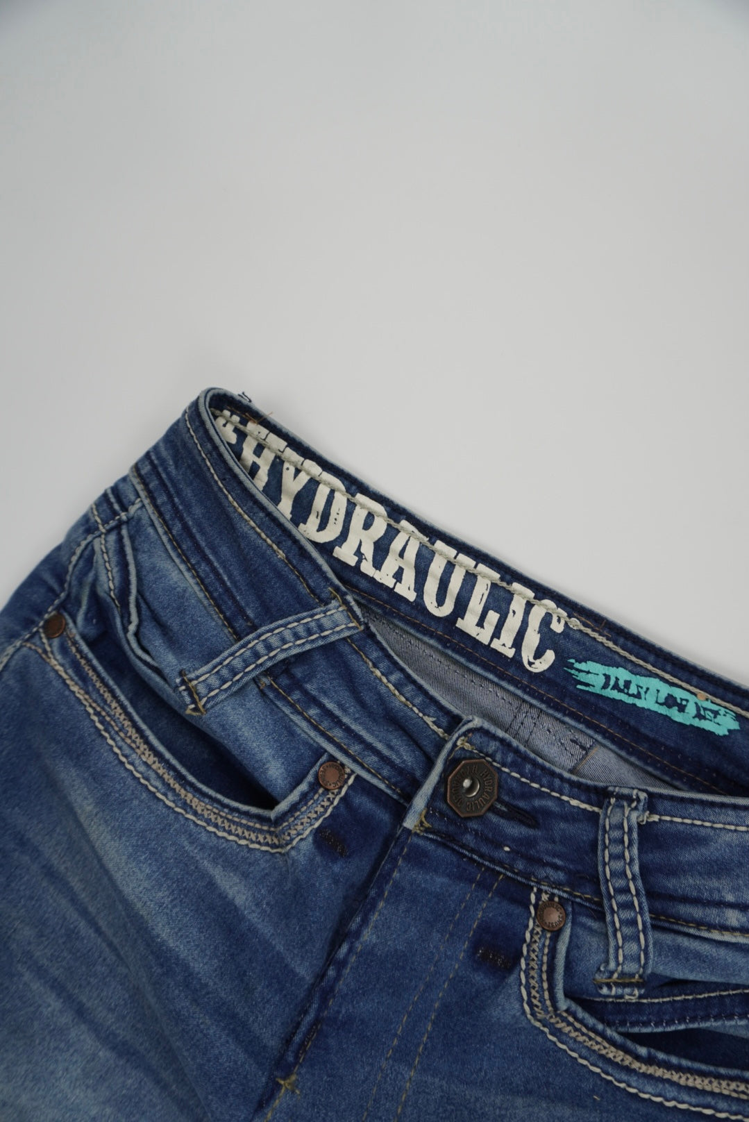 Hydraulic Bailey low rise mini skirt