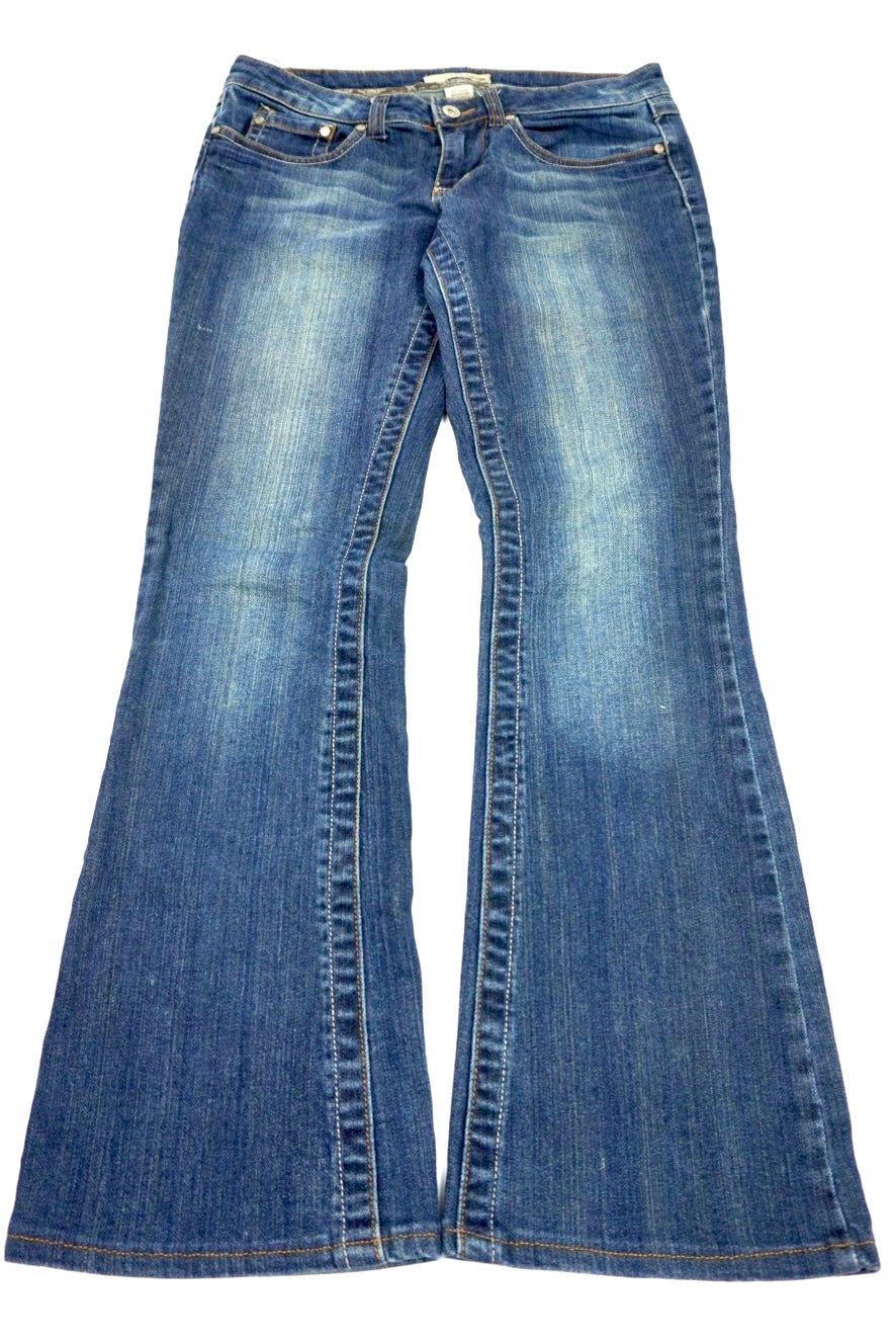 refuge. flared Pants