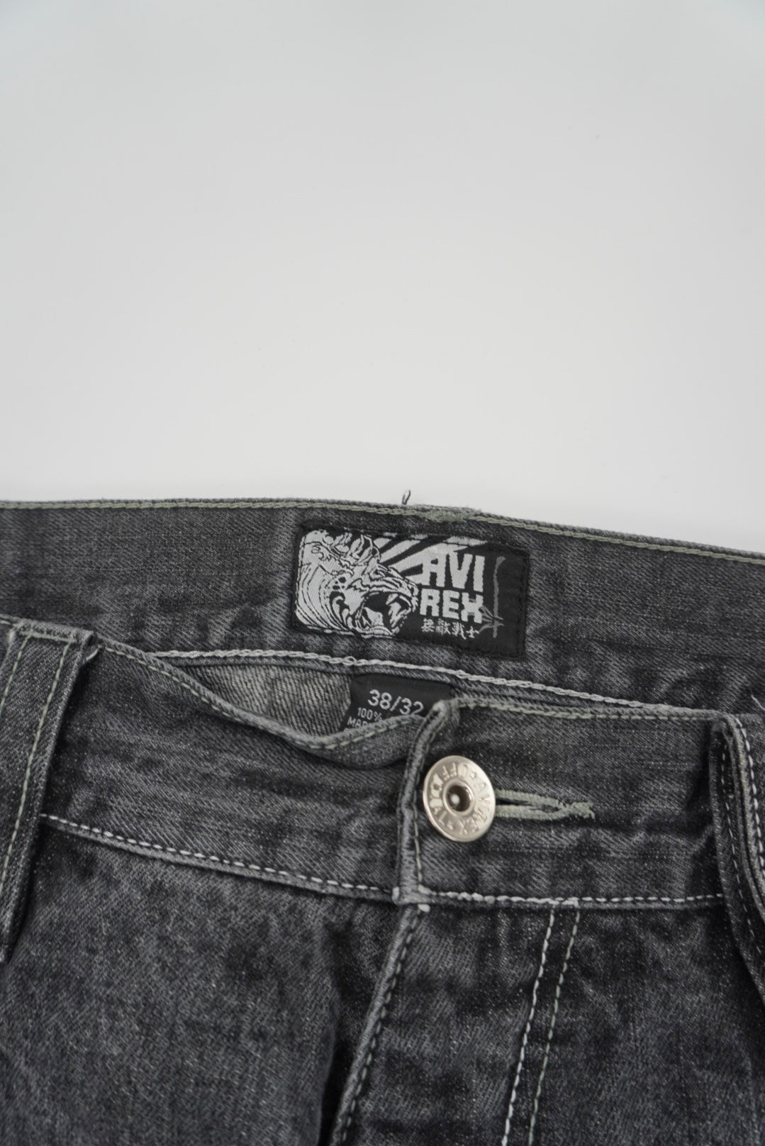 avirex baggy pants