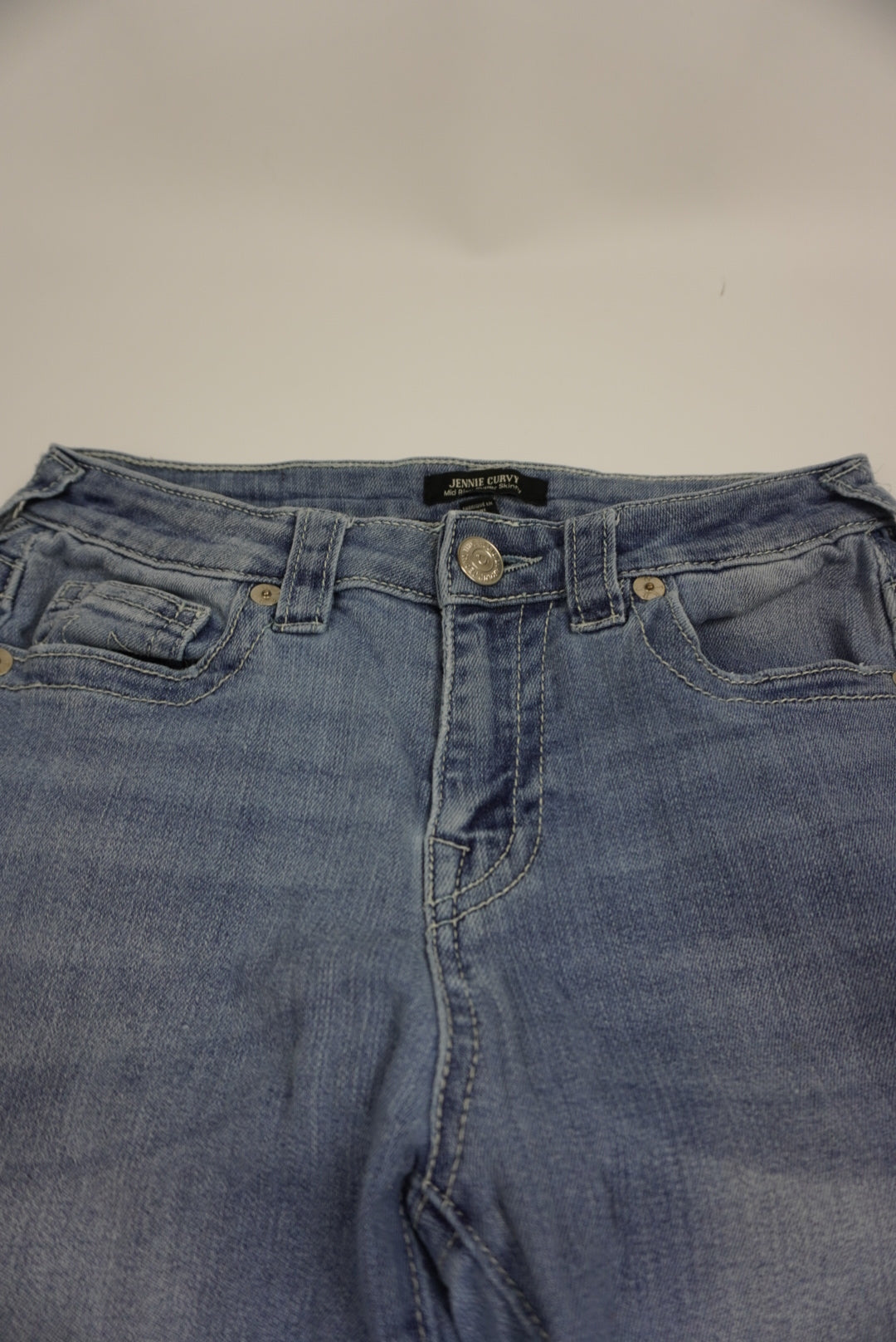 True Religion Jennie Curvy mid rise super skinny Pants