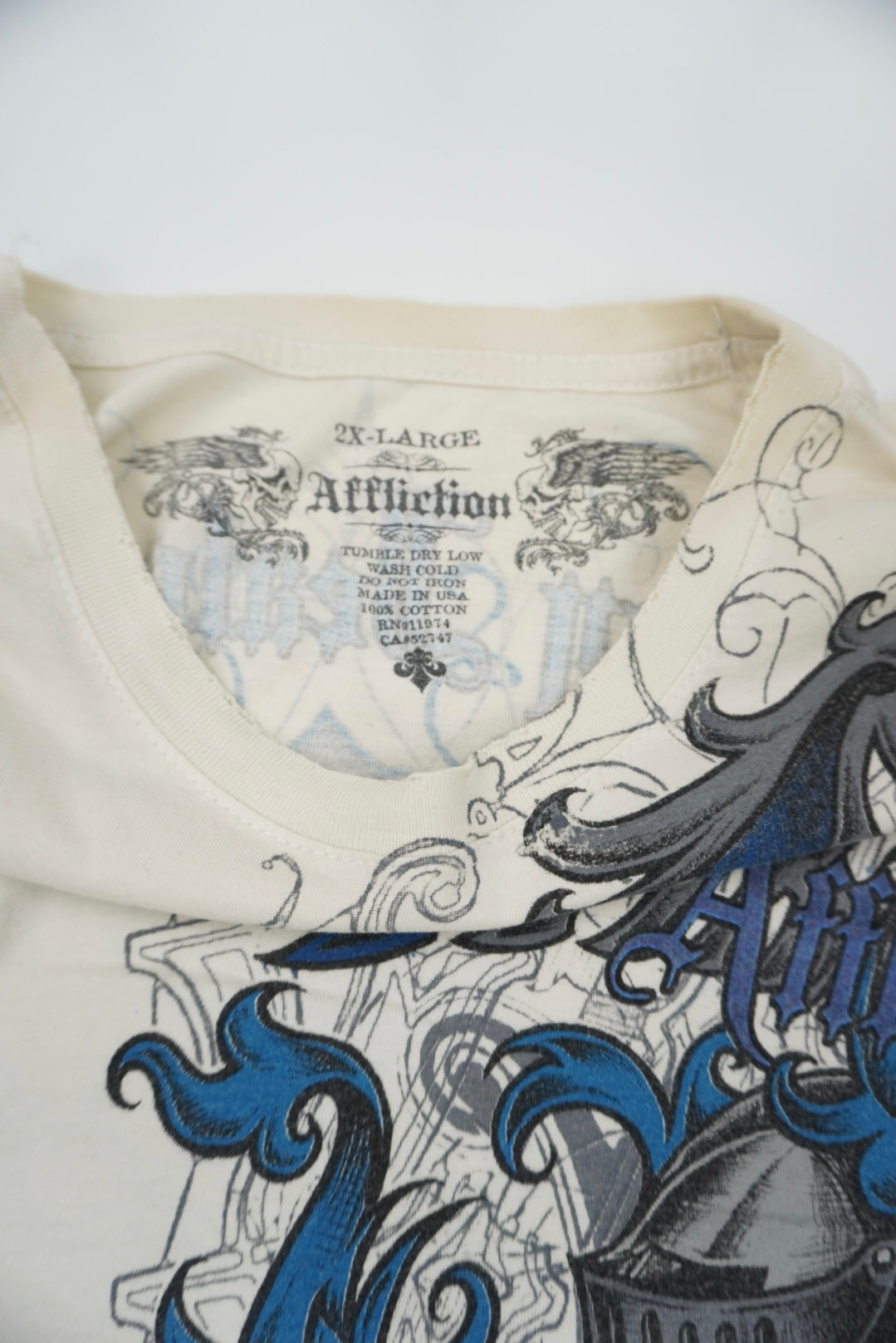 Affliction graphic Tee