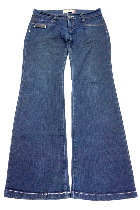 Pin Joy‘s flared Pants