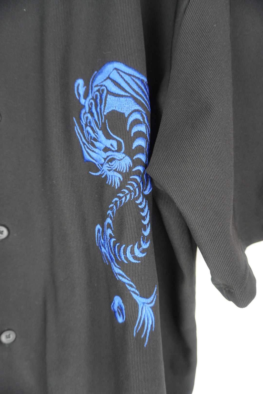 inc Clothing dragon shirt