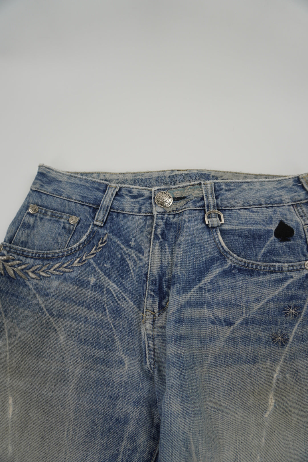 big train baggy pants