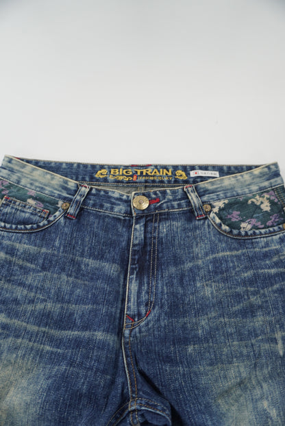 big train baggy pants