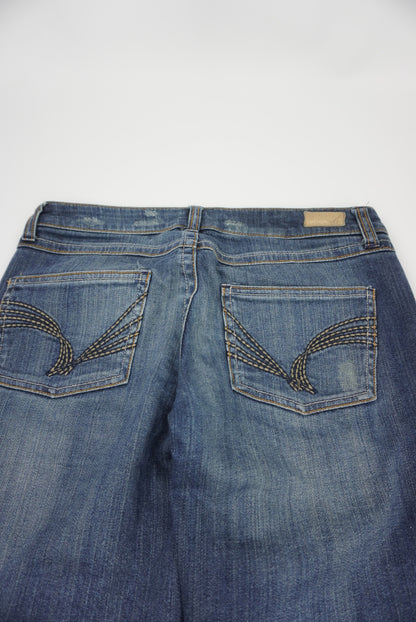 refuge. flared Pants