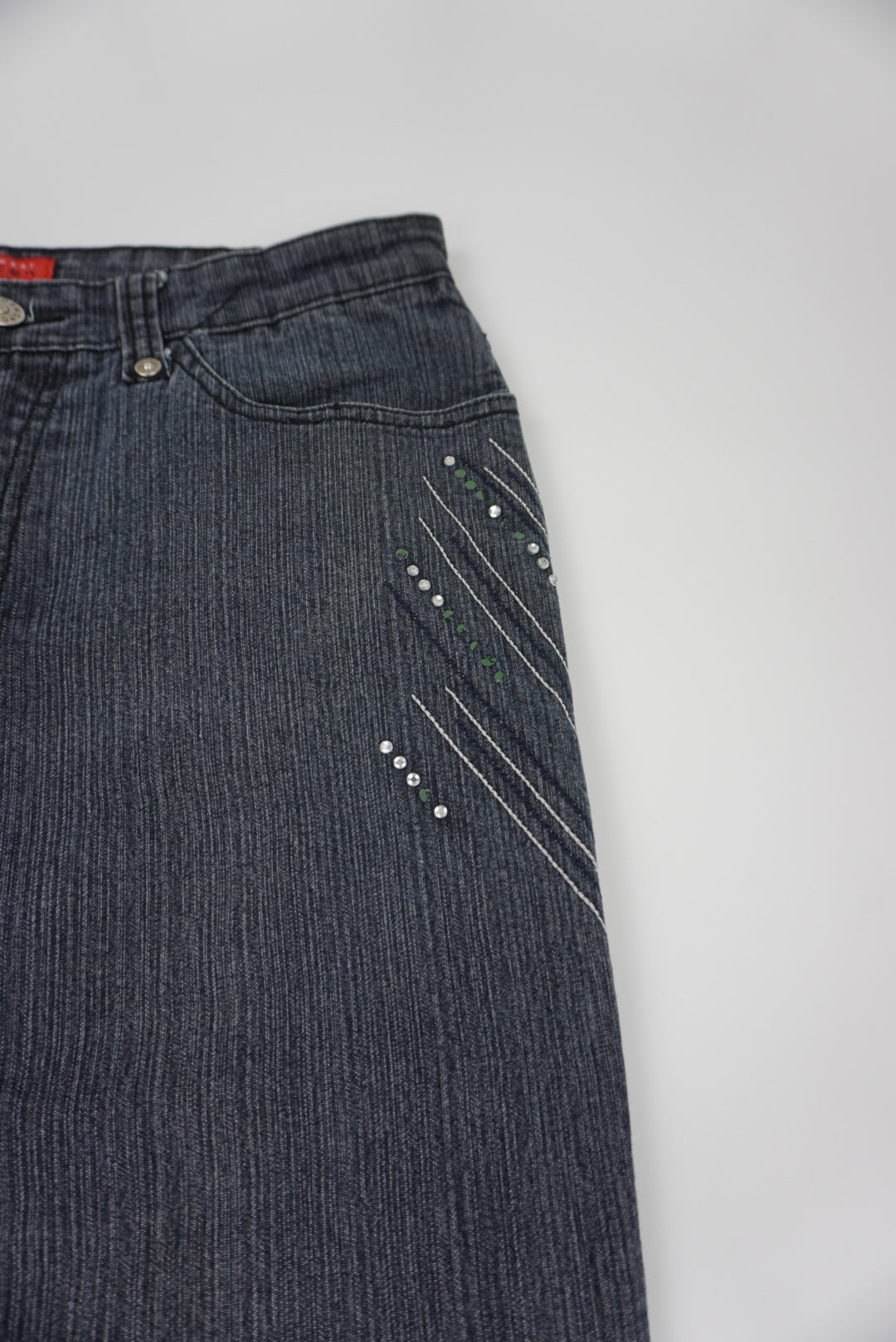 Cosmopolitan flared Pants