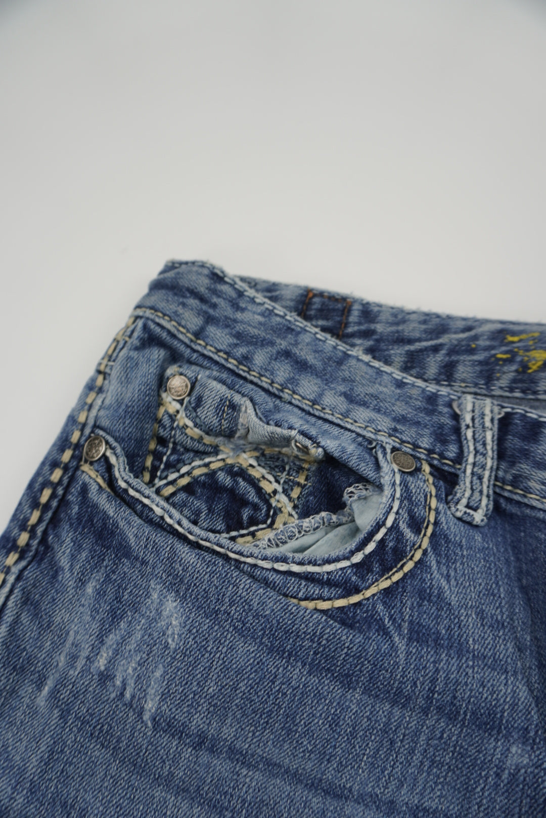 maunces flared pants