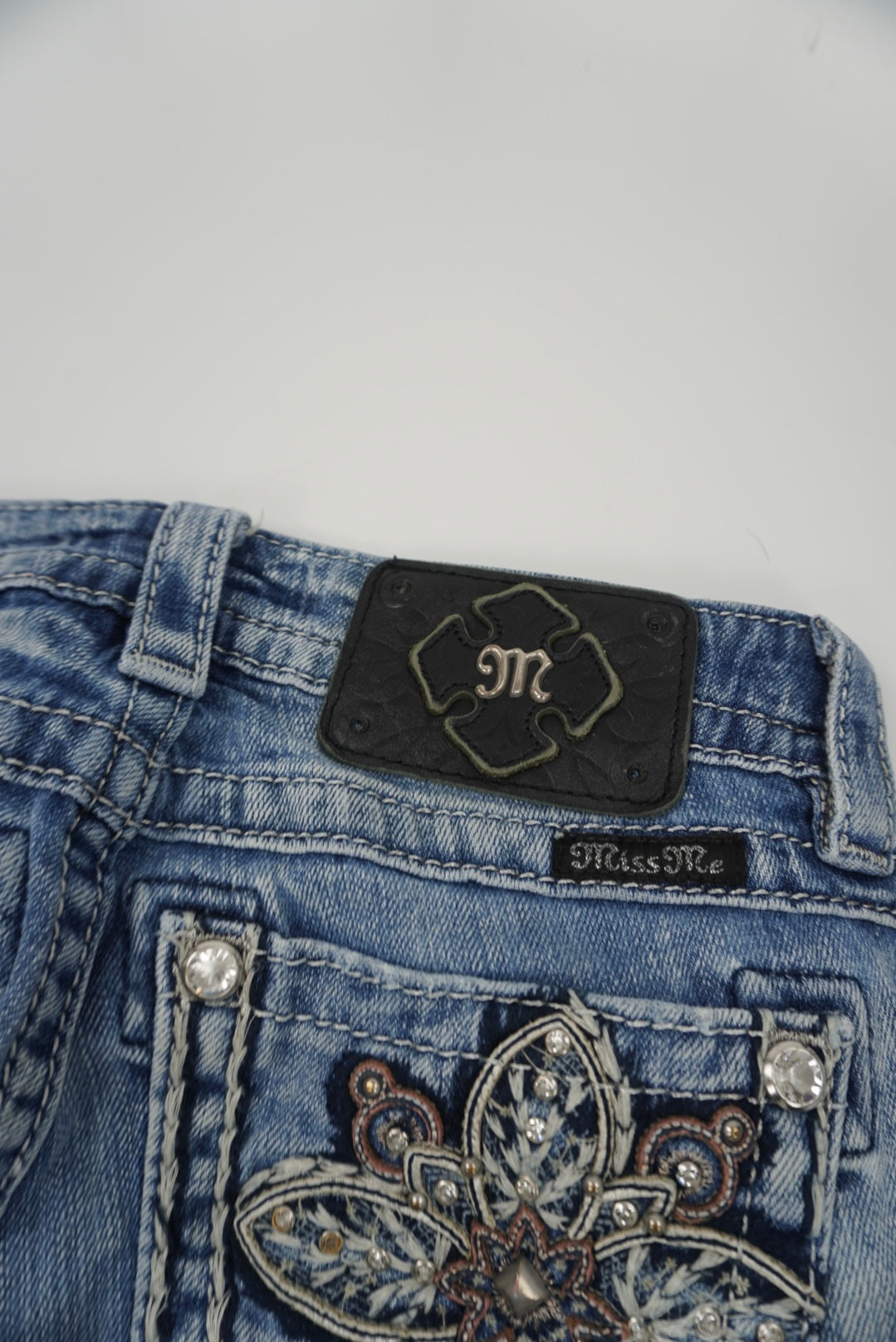 Miss Me signature rise boot Pants