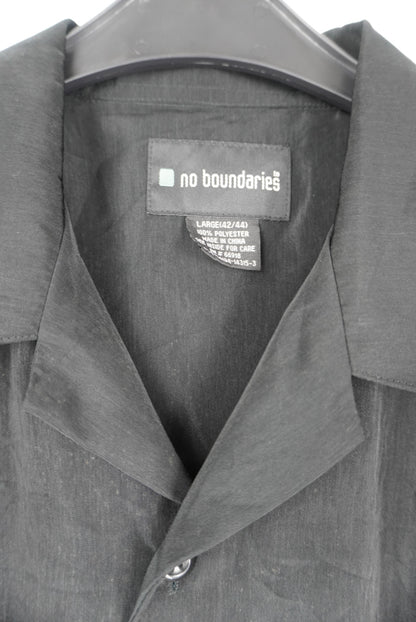 no boundaries graphic shirt