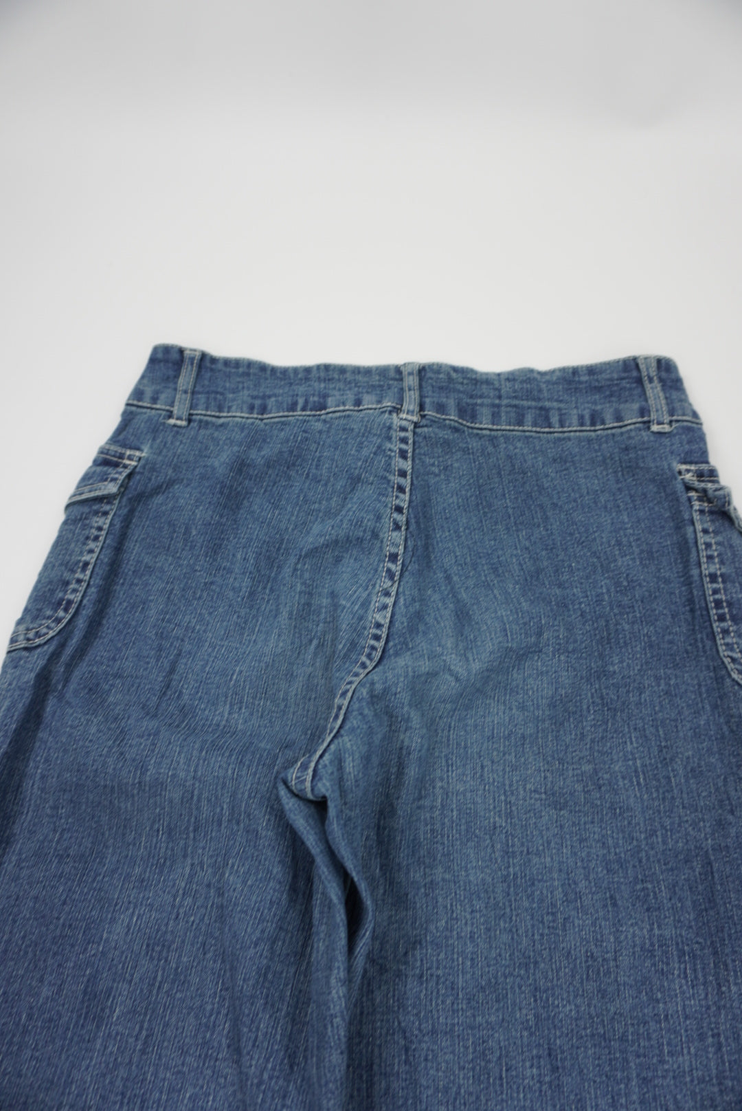 xhilarati flared Pants