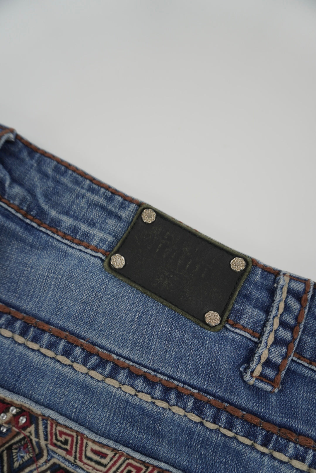 live hard flared pants