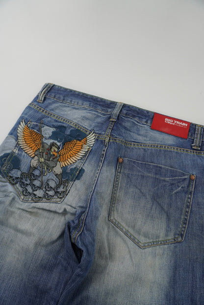 big train baggy pants