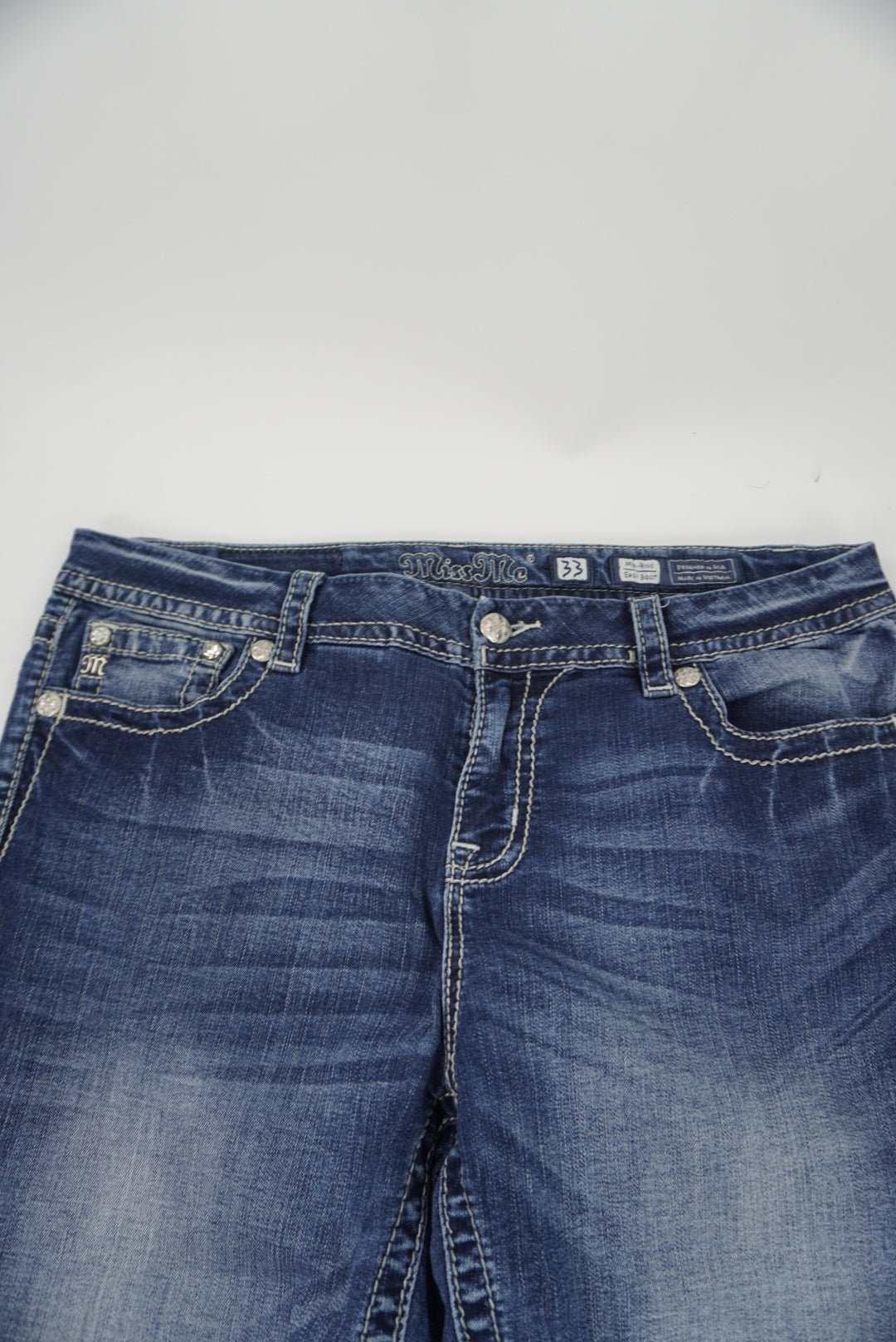 Miss Me mid rise easy boot Pants