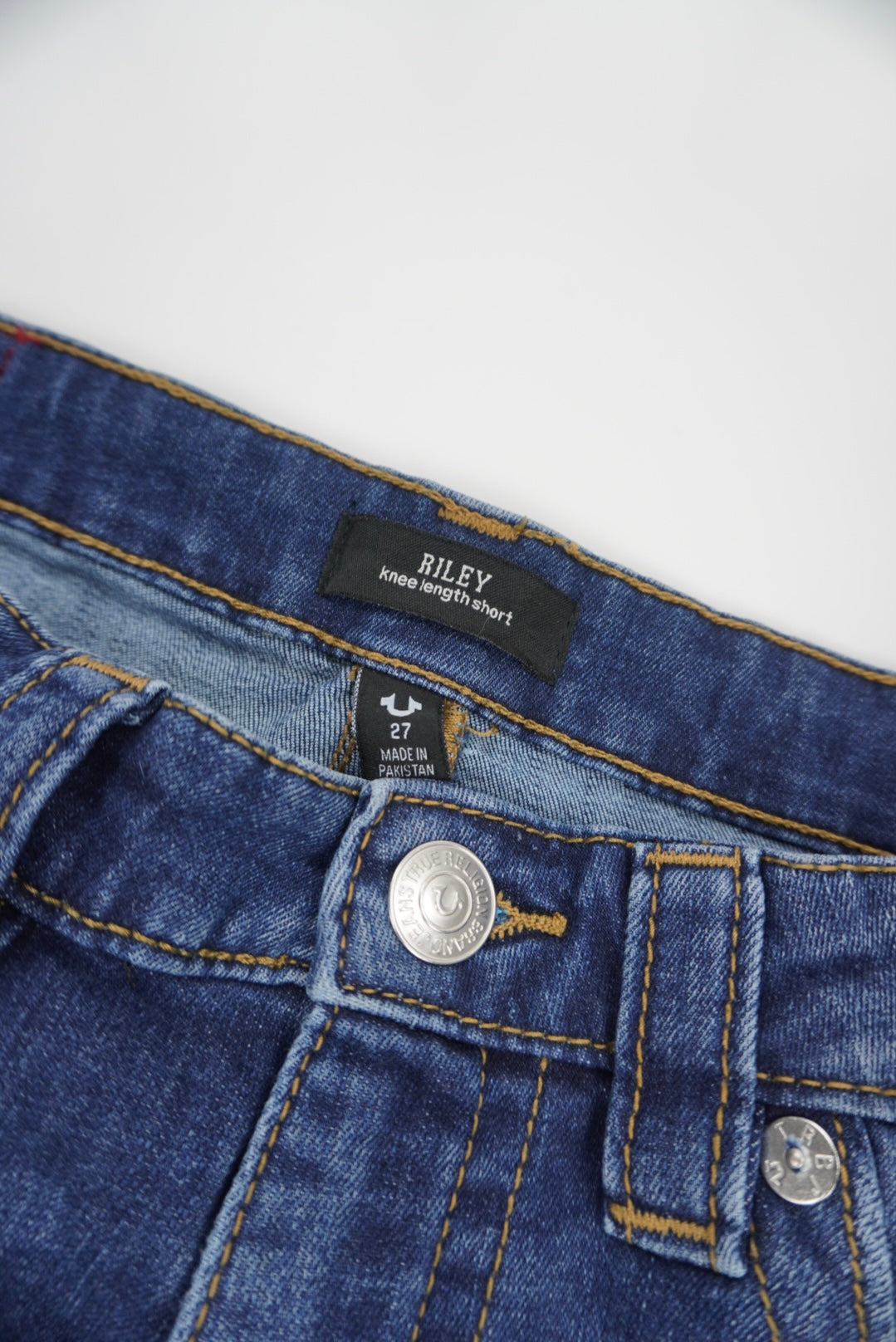 True Religion Riley knee length short
