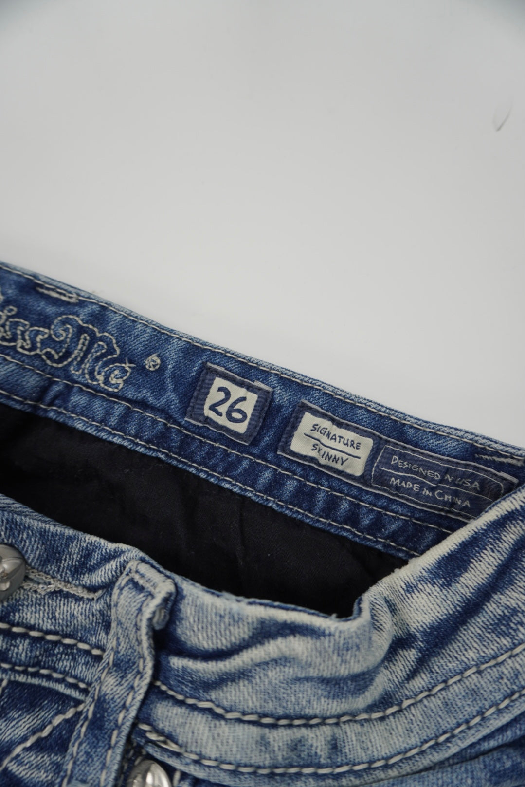 Miss Me Signature skinny pants